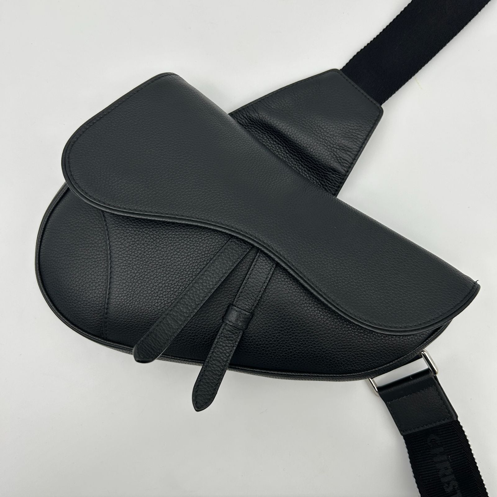 Dior Saddle Bag Black Calfskin Gold — view 2