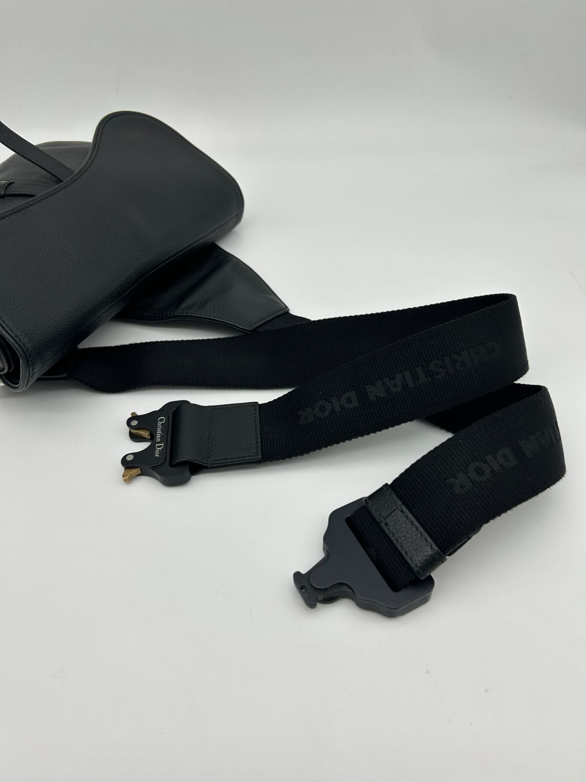 Dior Saddle Bag Black Calfskin Gold — view 9