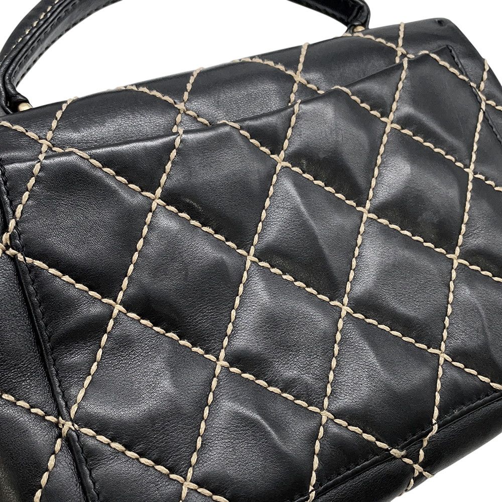 Chanel Handbag Stitch CC Logo Lambskin Bag Black — view 8