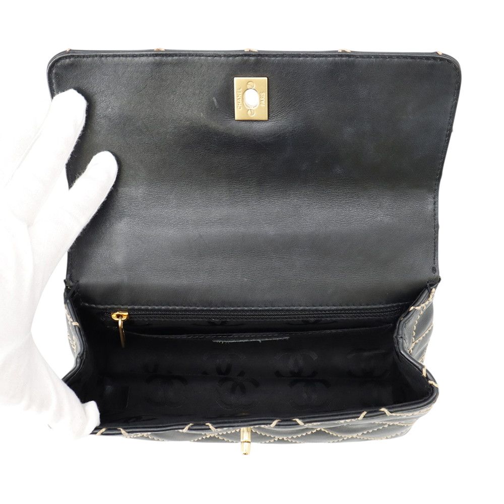 Chanel Handbag Stitch CC Logo Lambskin Bag Black — view 5
