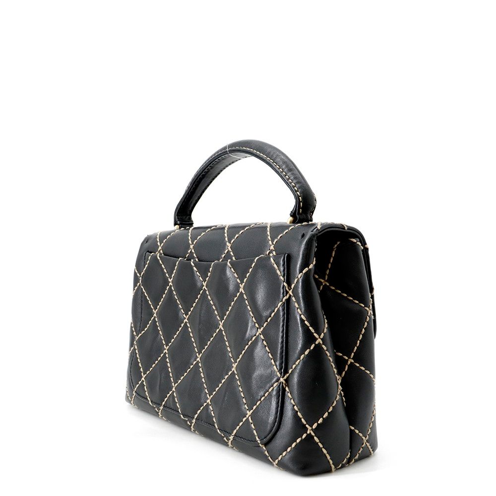 Chanel Handbag Stitch CC Logo Lambskin Bag Black — view 2