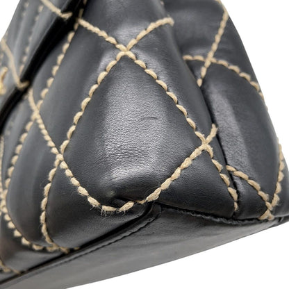 Chanel Handbag Stitch CC Logo Lambskin Bag Black — view 7