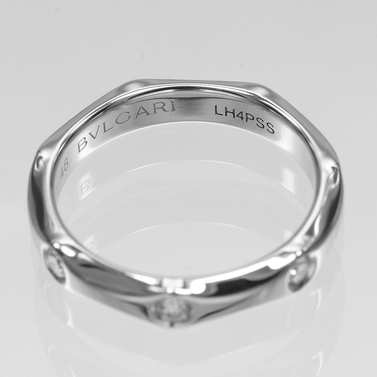 Bvlgari Infinite Wedding Platinum Diamond Ring — view 5