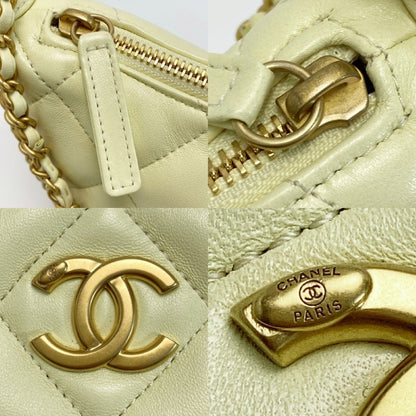 Chanel CC Logo Quilted Hobo Yellow Lambskin Chain — view 6