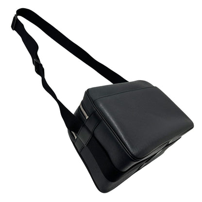 Louis Vuitton Taiga Shoulder Bag Reporter PM Ardoise Dark Gray Black — view 4