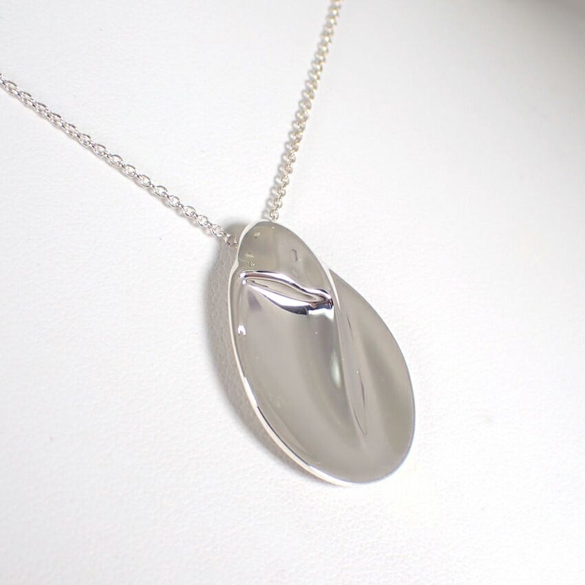 Tiffany & Co 925 Madonna Long Pendant — view 3