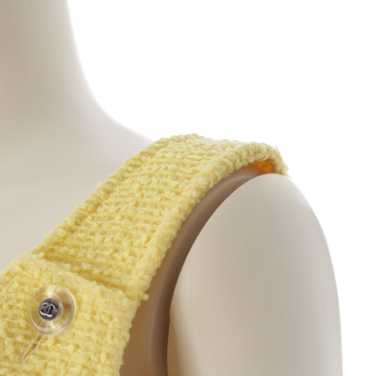 Chanel Wool CC Logo Clear Button Tweed Sleeveless Dress Yellow 38 — view 6