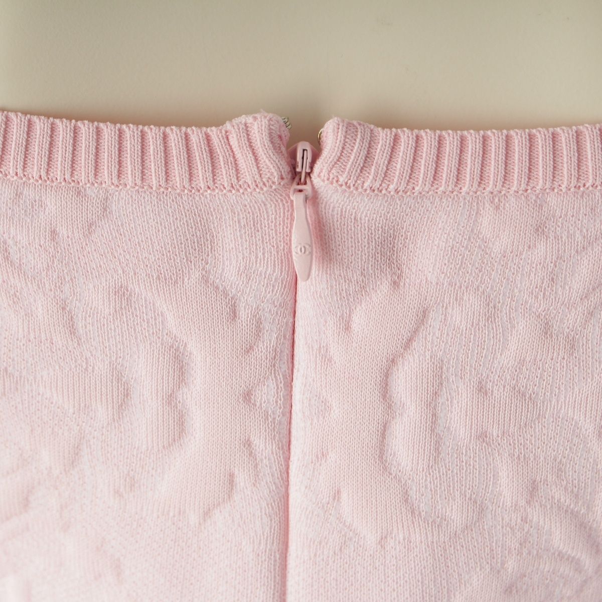 Chanel CC Logo Flower Jacquard Knit Dress Pink 36 — view 8
