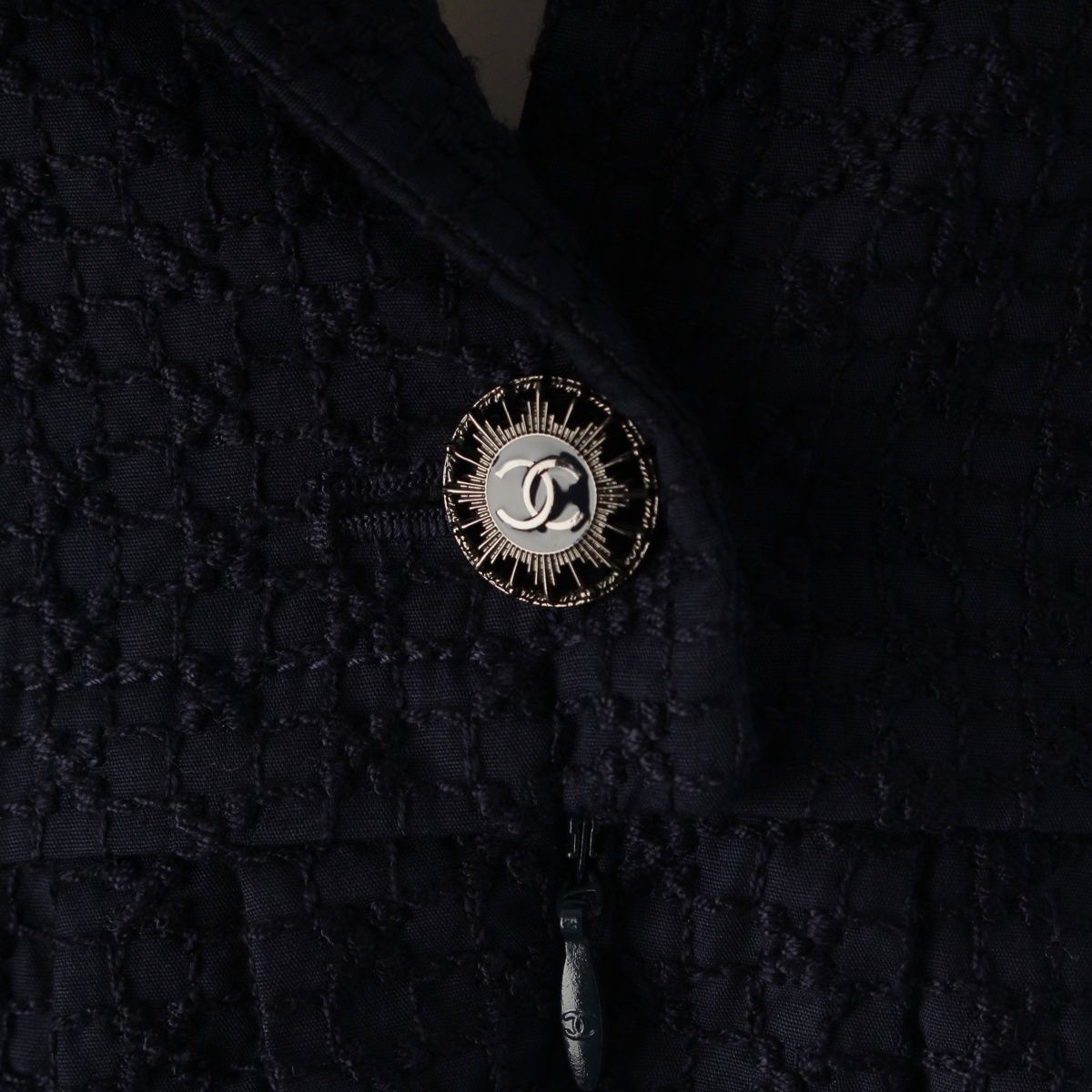 Chanel Rayon Cotton Silk CC Logo Button French Sleeve Dress Top Navy 36 — view 7