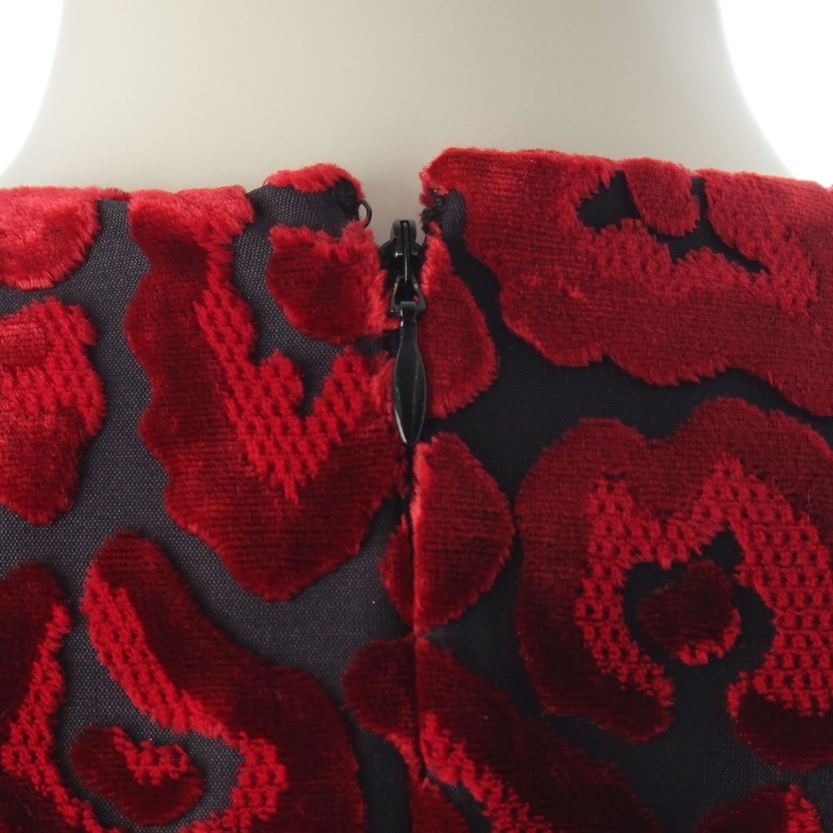 Prada Velour Flower Jacquard Dress Red 40 — view 8