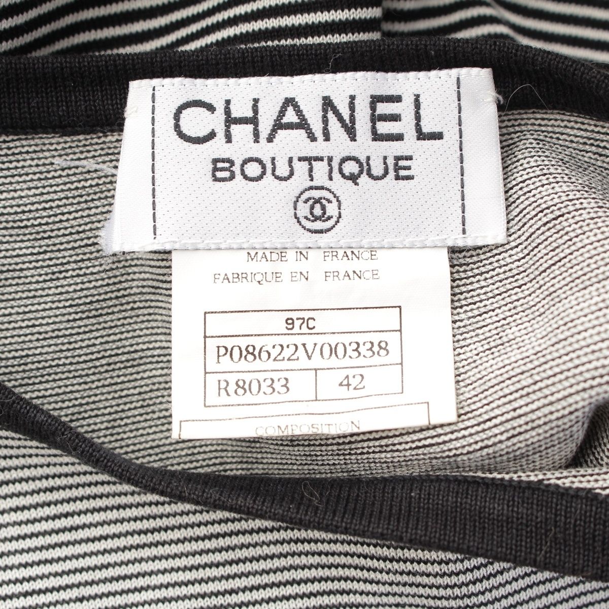 Chanel 97c Cotton CC Logo Border Short Sleeve T-Shirt White Black 42 — view 8