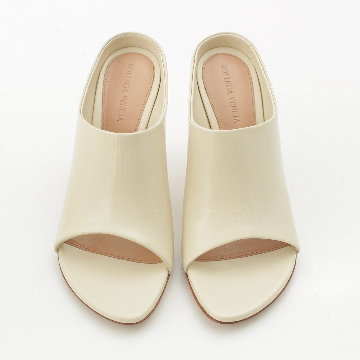 Bottega Veneta Lana Leather Calfskin Open Toe Sandals Sea Salt Mules Off White — view 2