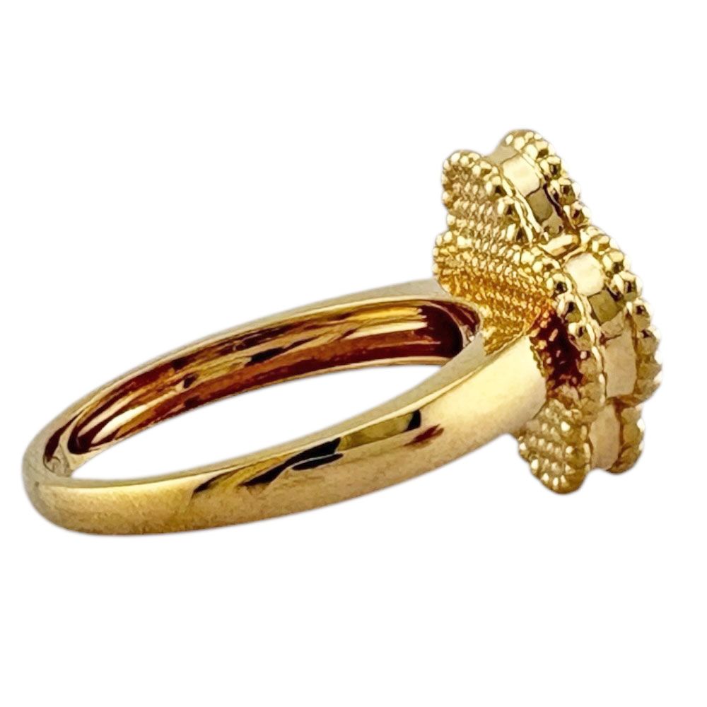 Van Cleef & Arpels Vintage Alhambra Ring 18k Gold Mother of Pearl — view 6