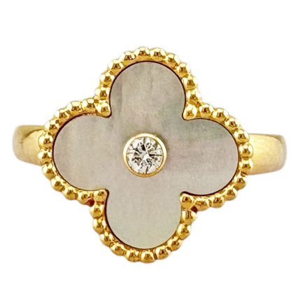Van Cleef & Arpels Vintage Alhambra Ring 18k Gold Mother of Pearl — view 3
