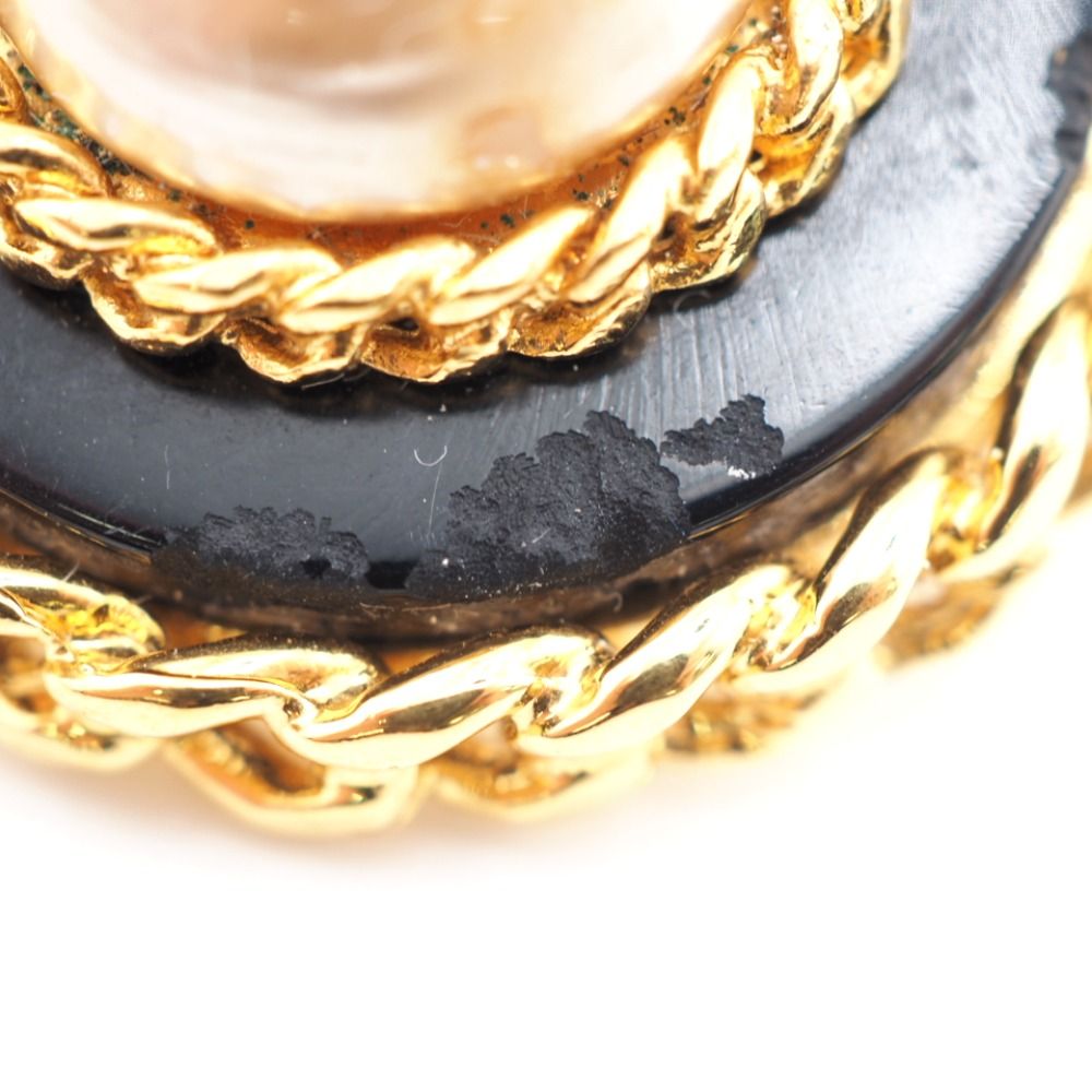 Chanel Faux Pearl 26 Earrings Gold — view 7