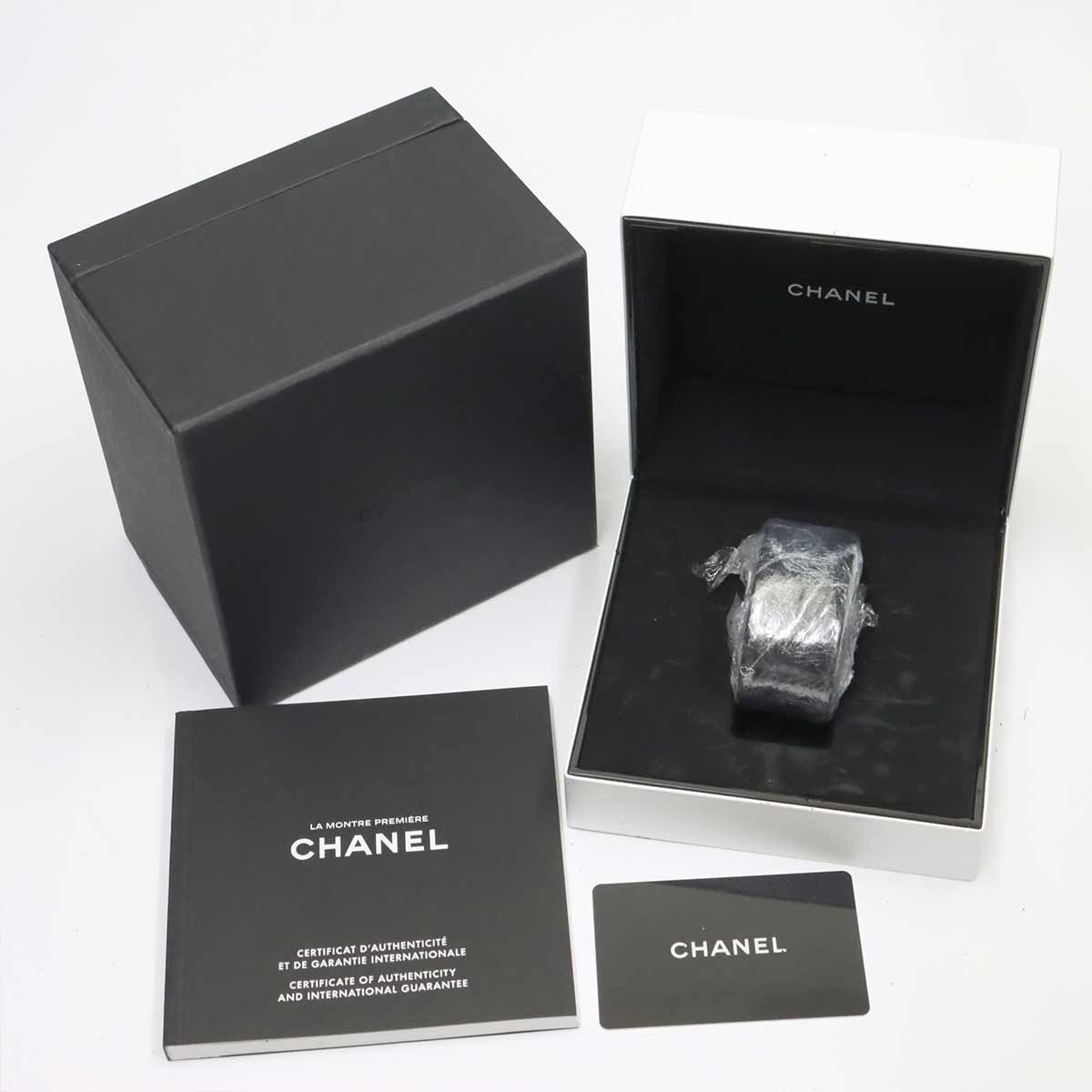 Chanel Premiere Diamond Bezel Watch White Shell Quartz — view 2