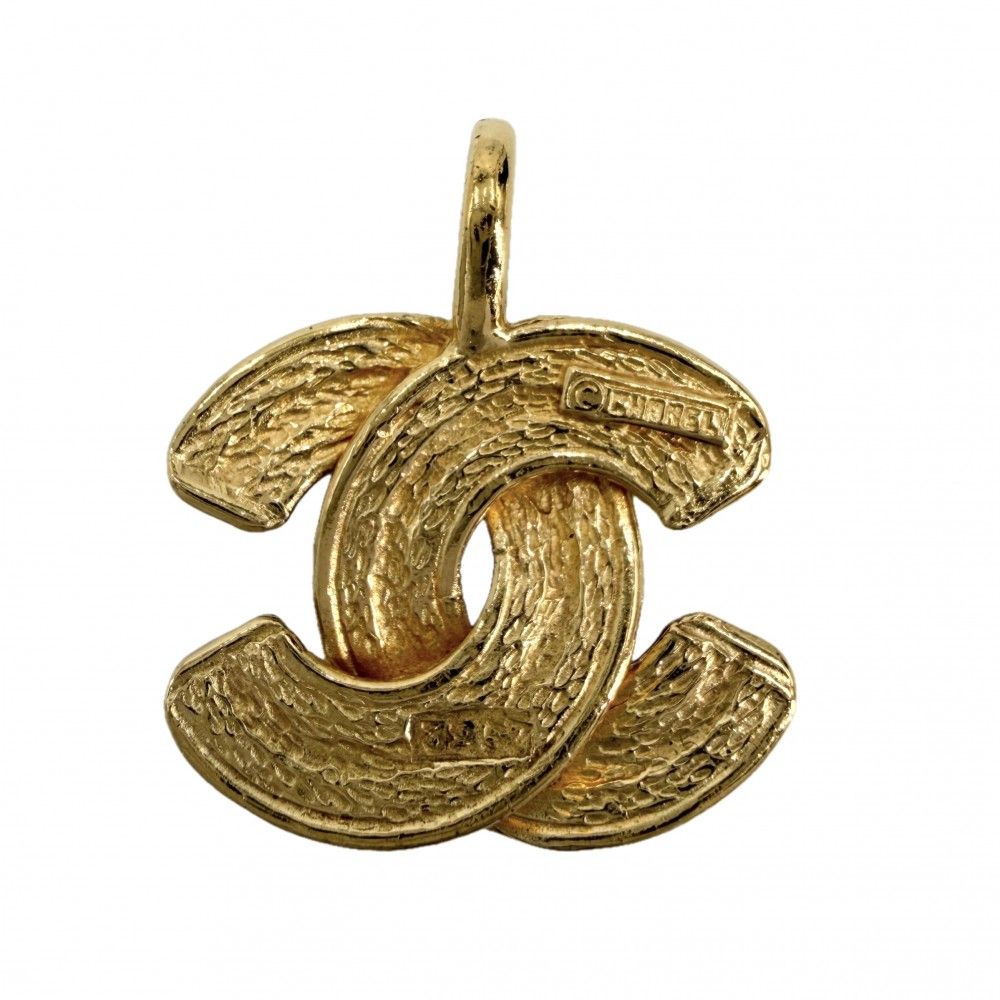 Chanel Pendant Quilted CC Logo Gold Plated — view 2