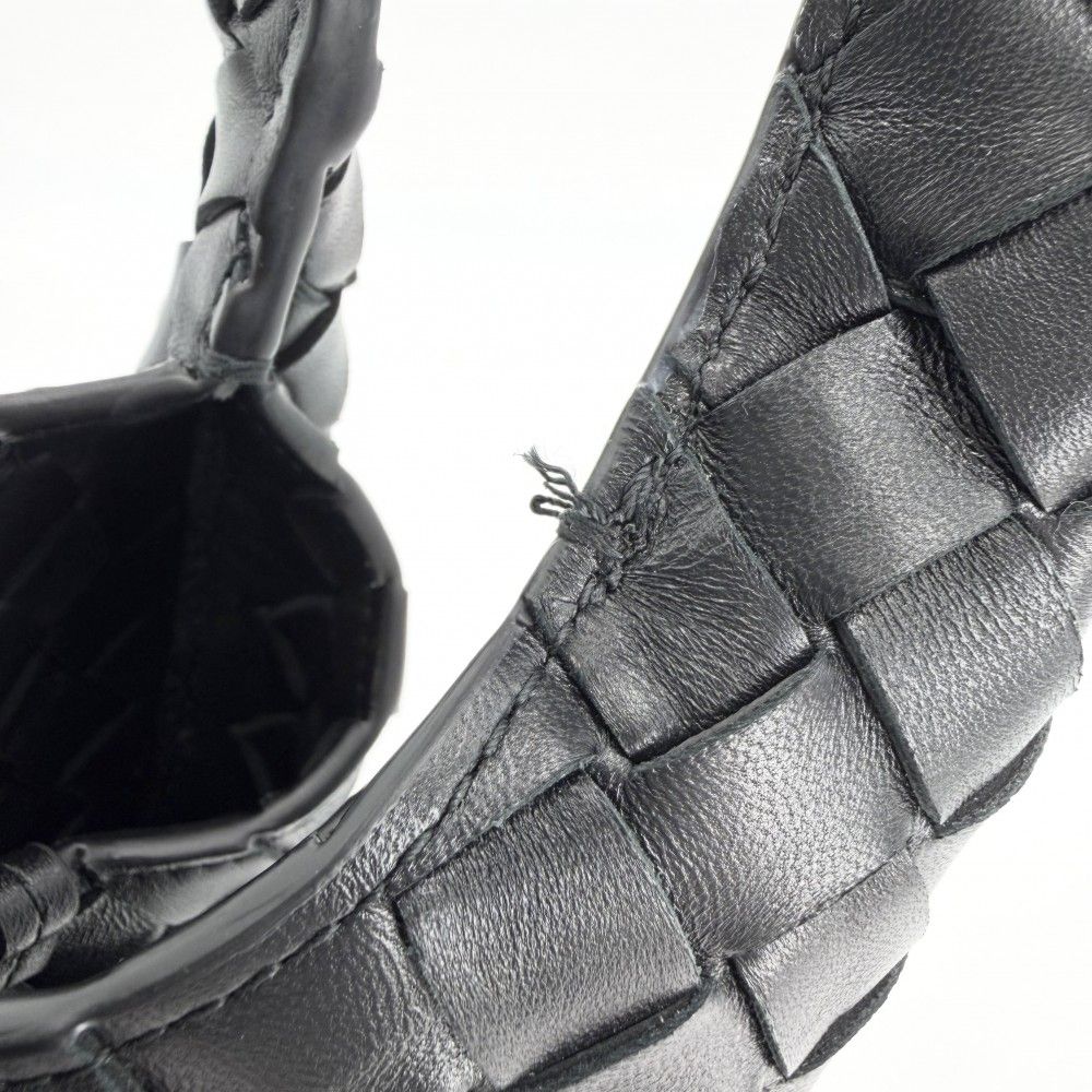 Bottega Veneta Tote Intrecciato Small Campana Handbag Leather Black — view 7