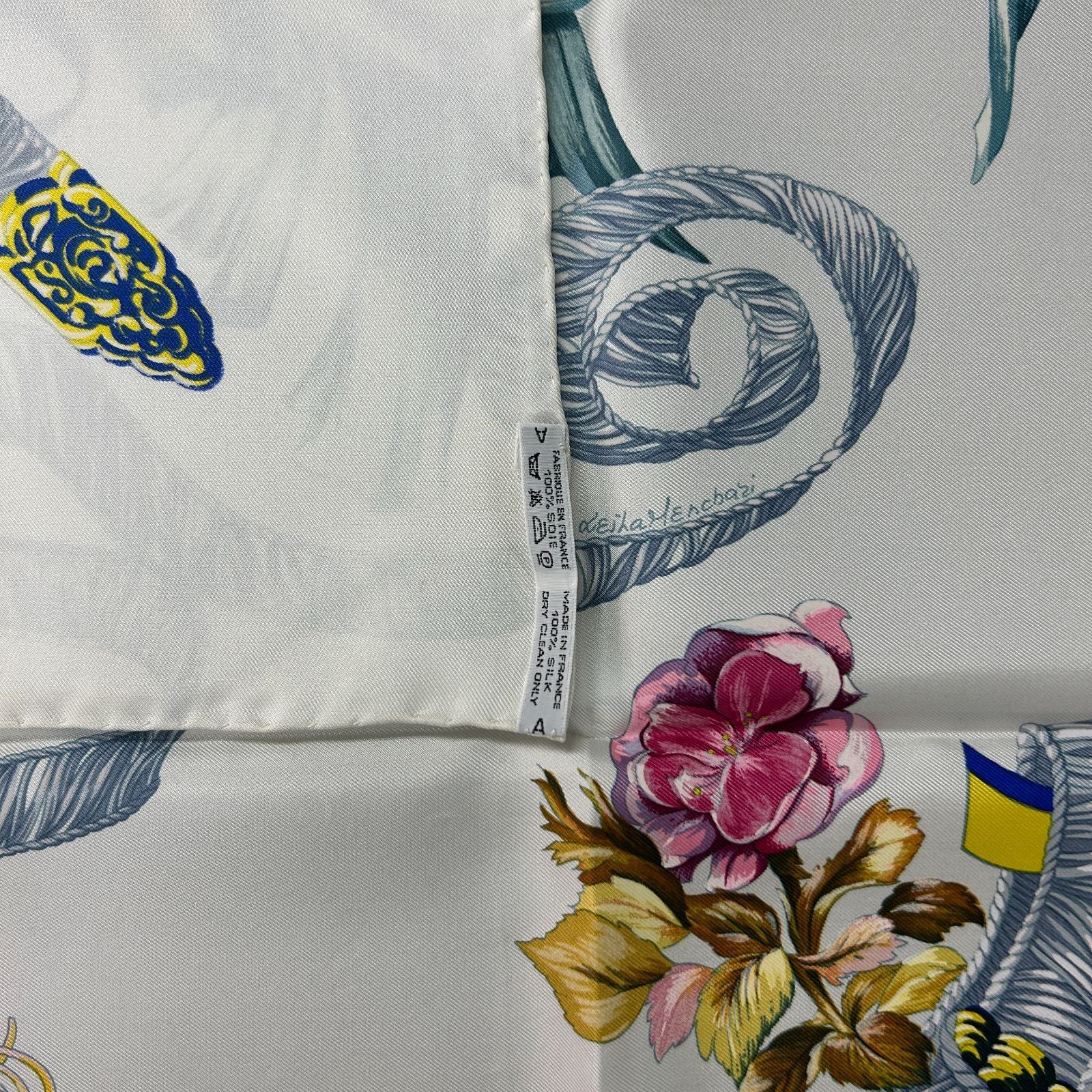 Hermes Silk Carre 90 Scarf Regina — view 4