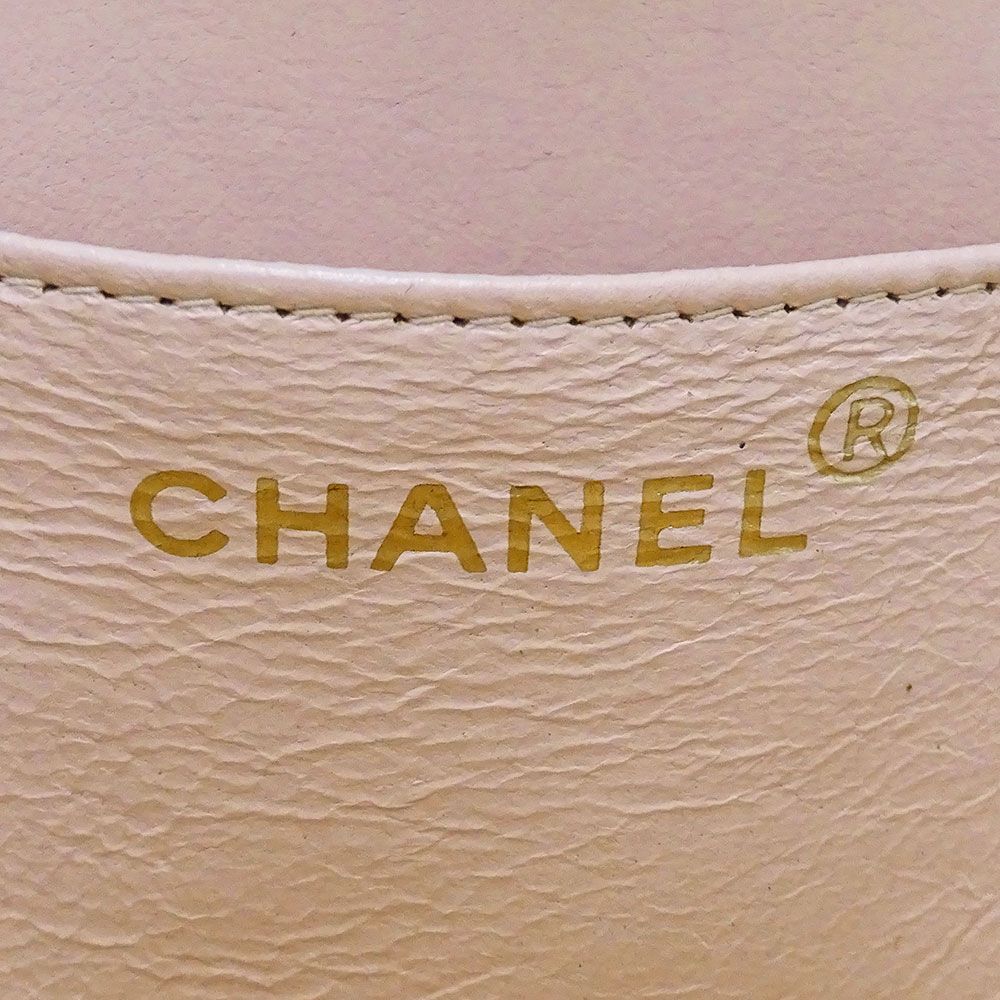 Chanel Bag Handbag Quilted Enamel Heart Vanity Bag Beige Gold Handheld — view 6