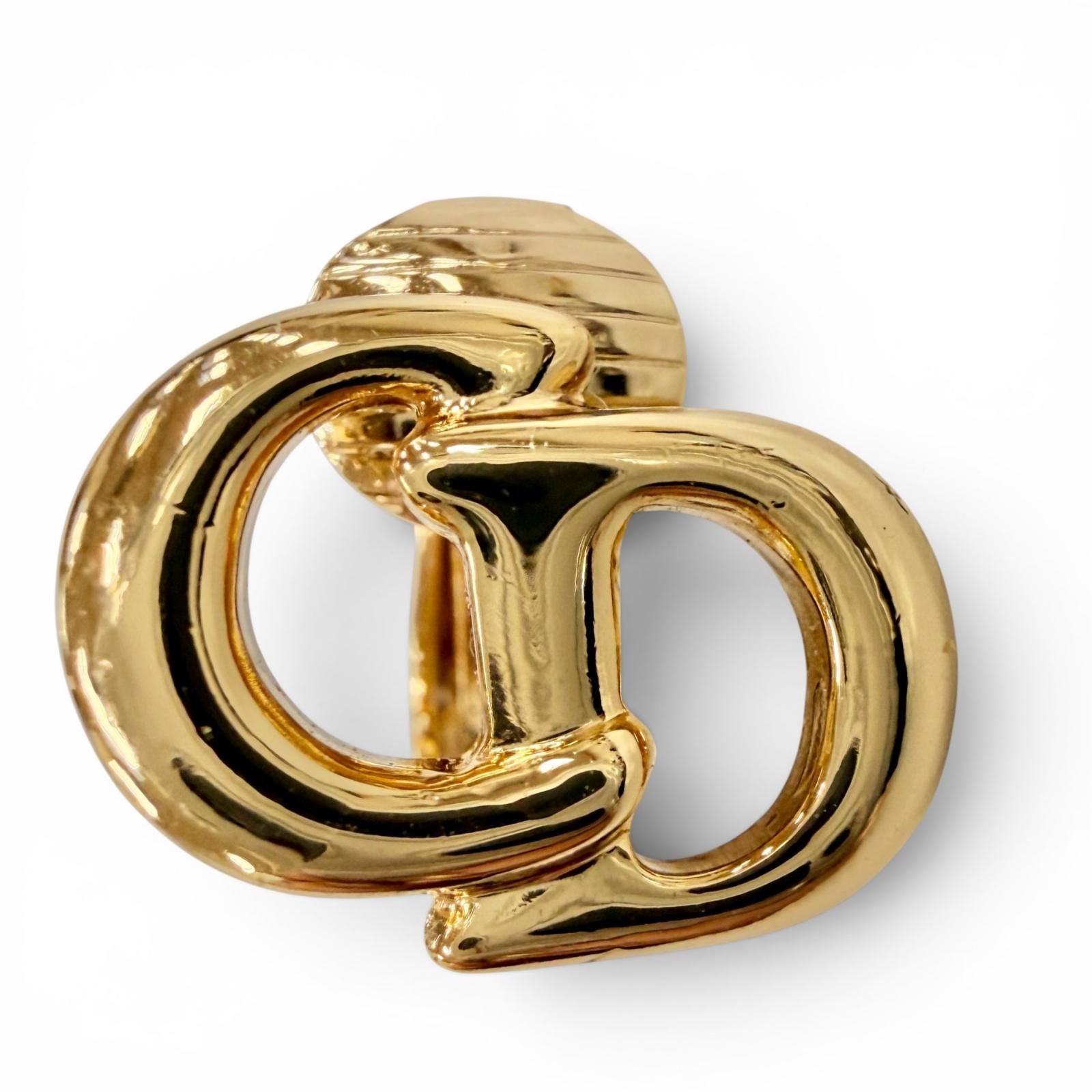 Dior Vintage CD Logo Earrings for Both Ears Gold — view 5