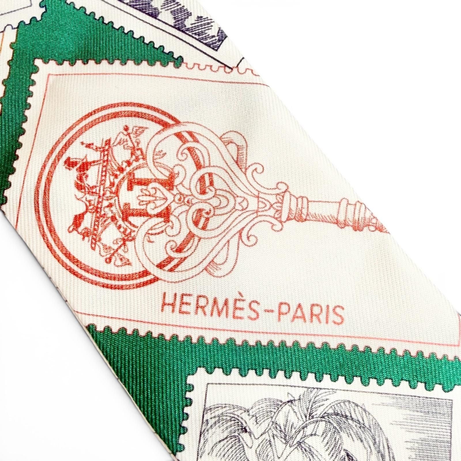 Hermes le Philateliste du Faubourg Enthusiast Silk 100% Scarf Green Recommended — view 5