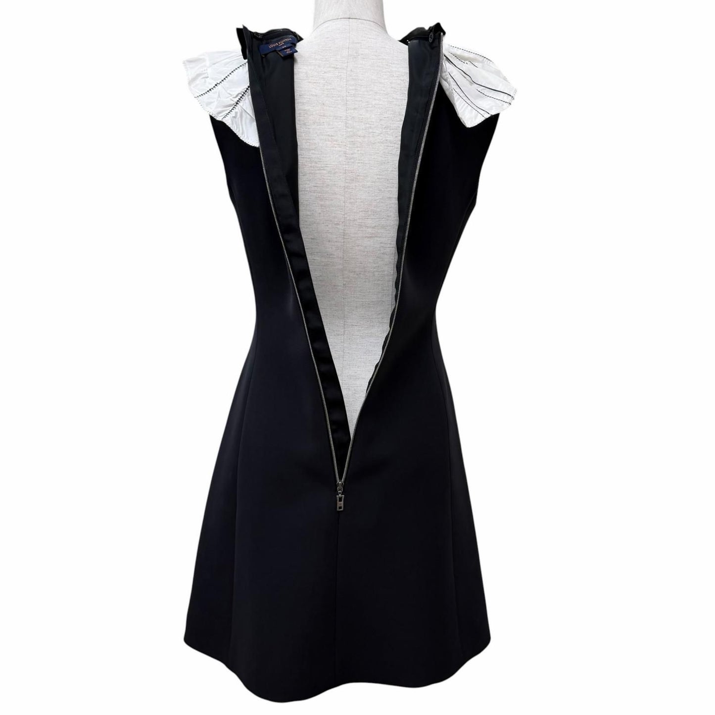 Louis Vuitton Wool Silk Blend Ribbon Collar Logo Zip Knee Length Sleeveless — view 5