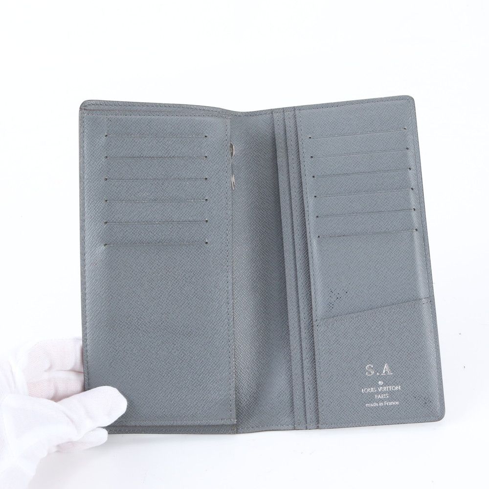 Louis Vuitton Taiga Portefeuille Brazza Leather Wallet Bifold — view 5