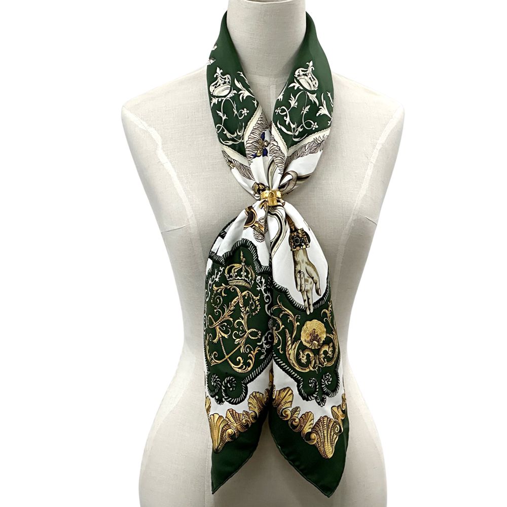 Hermes Scarf Carre 90 LV Dovicvs Magnvs White Louis Xiv on a Horse Silk Green — view 5