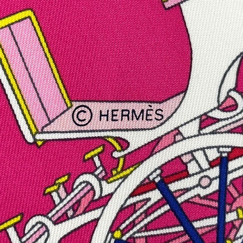Hermes Scarf Carre 90 Voitures Exquises Elaborate Carriage Silk Pink Multi — view 3