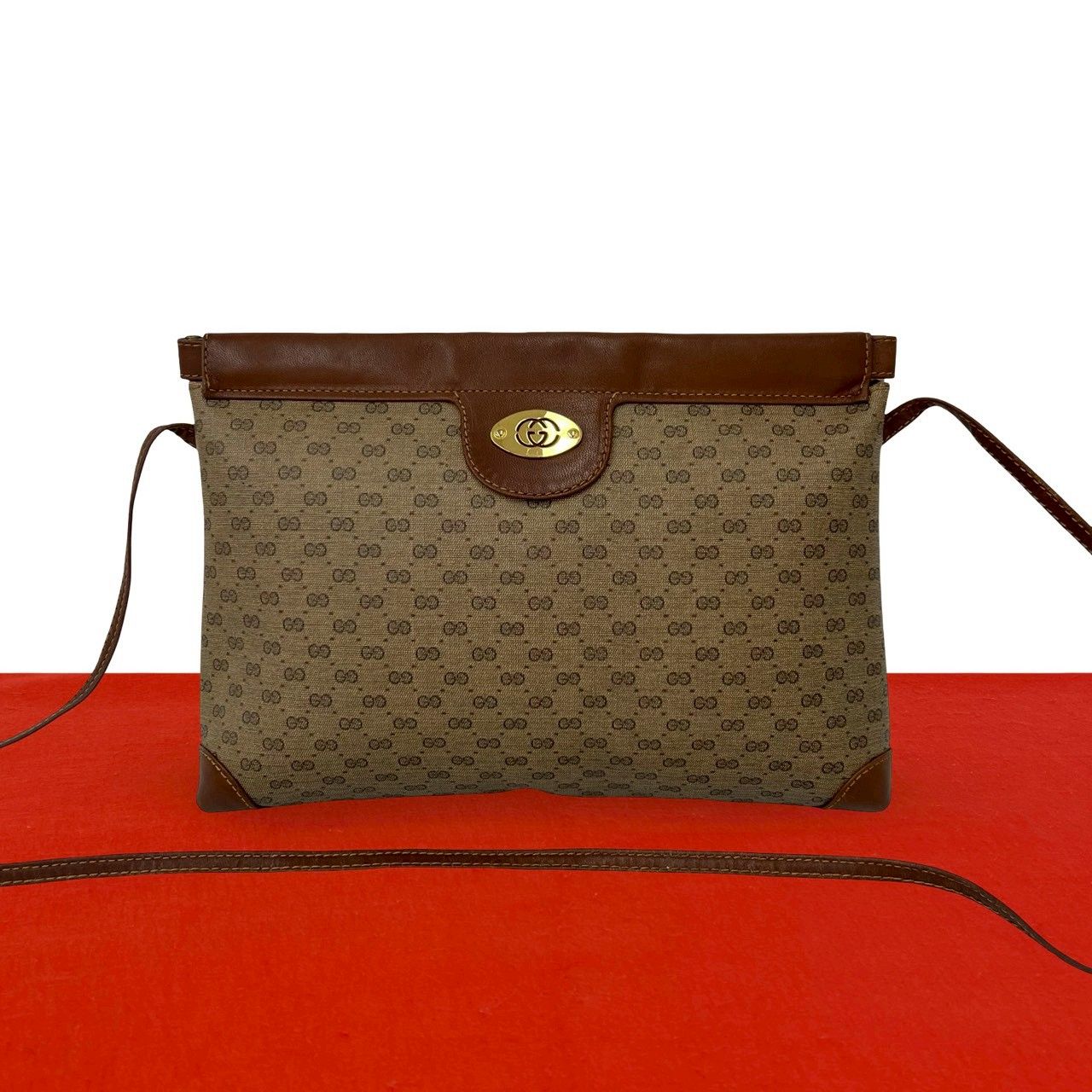 Gucci Vintage Micro GG Logo Leather Mini Shoulder Bag Pochette Crossbody Brown