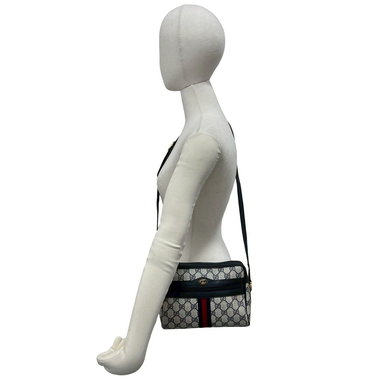 Gucci Vintage Sherry Line GG Logo Leather Shoulder Bag Pochette Navy — view 2
