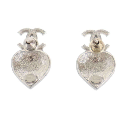 Chanel CC Logo Heart Pearl Earrings Silver — view 2