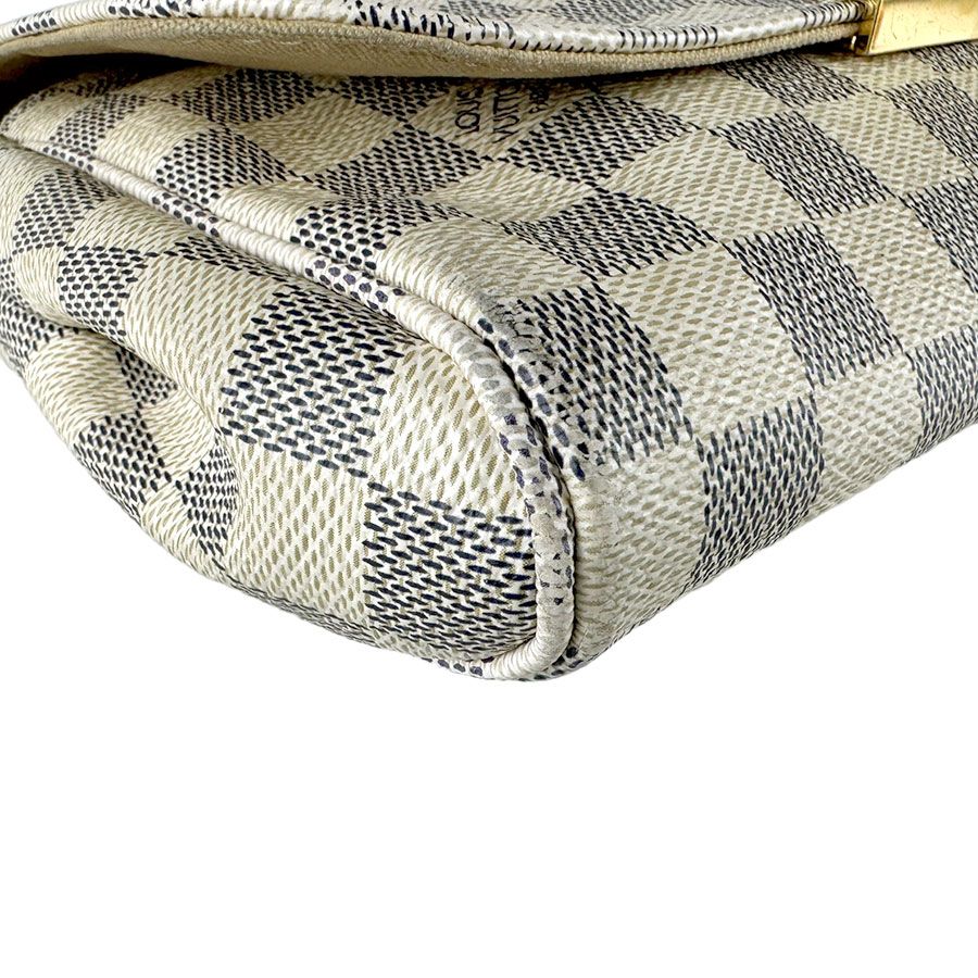 Louis Vuitton Handbag Damier Azur Favorite PM — view 8