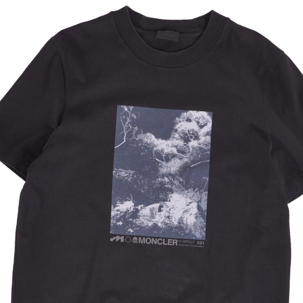 Moncler T-Shirt Shorts Black — view 2