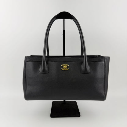 Chanel CC Logo Executive Tote Black Caviar Leather Vintage — view 3