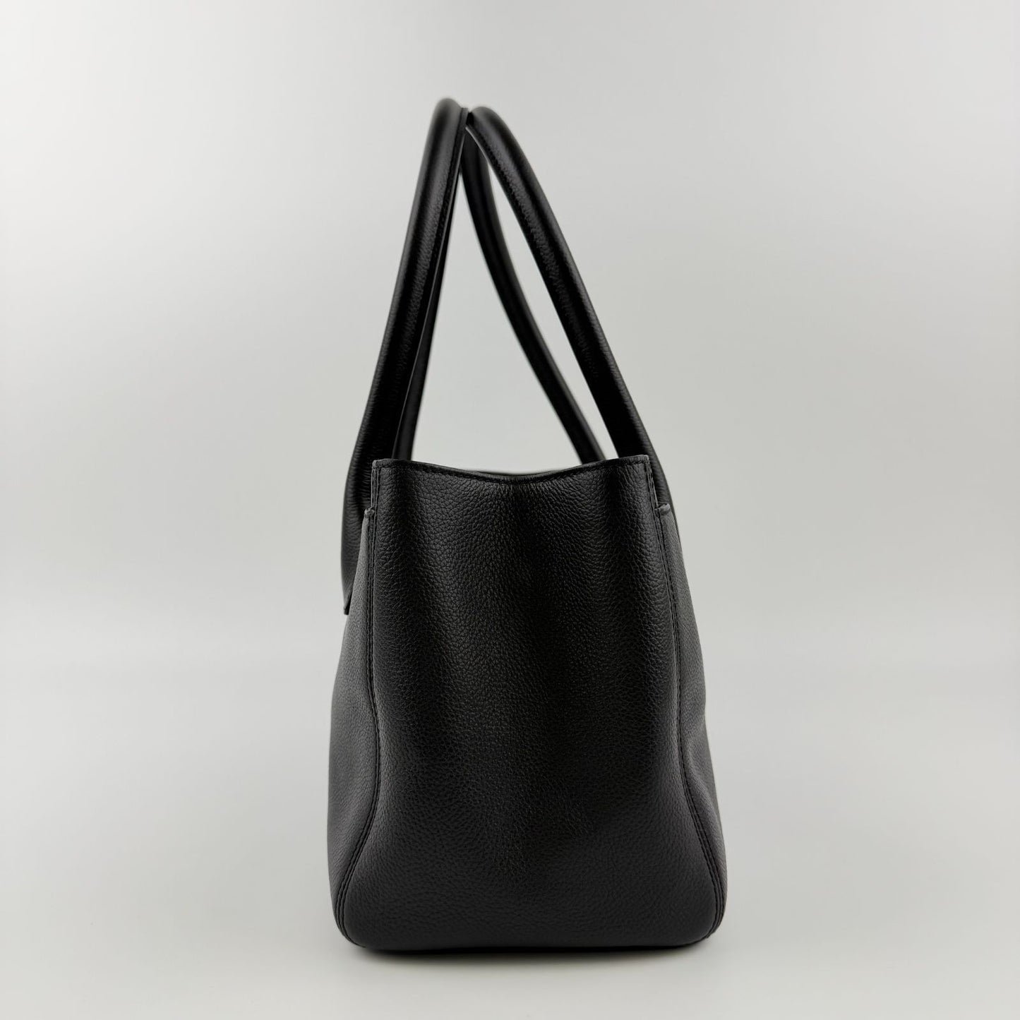 Chanel CC Logo Executive Tote Black Caviar Leather Vintage — view 6
