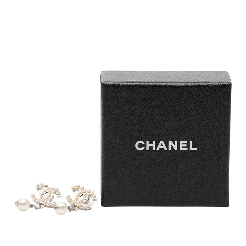 Chanel CC Logo Studded Swing Earrings 05 Silver Metal Faux Pearl — view 4