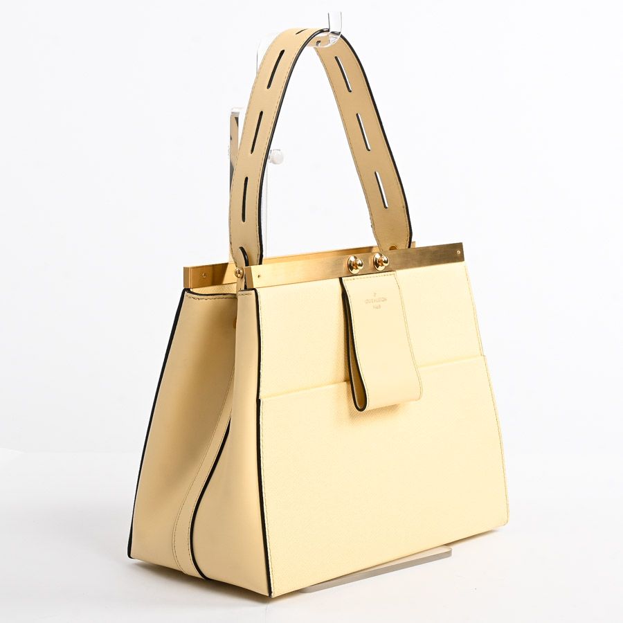 Louis Vuitton Handbag City Frame — view 2
