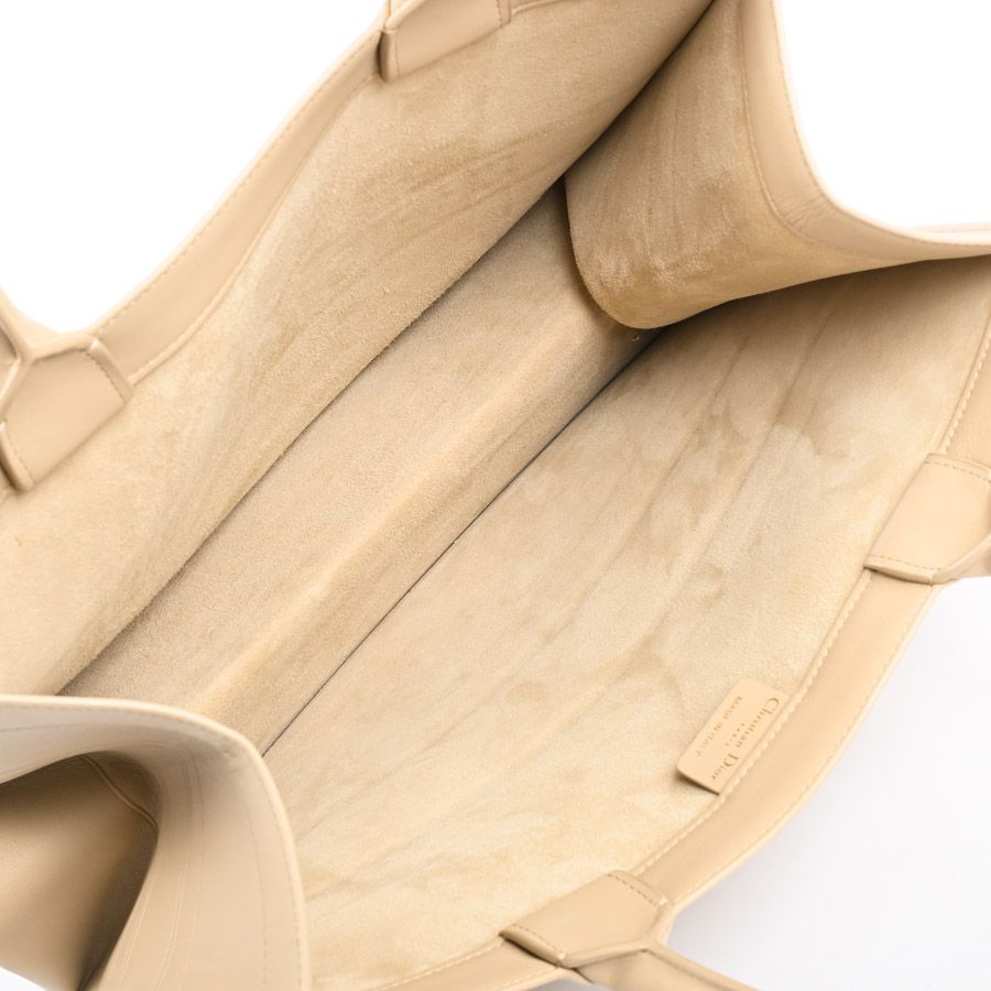 Dior Tote Book Totes Beige — view 4