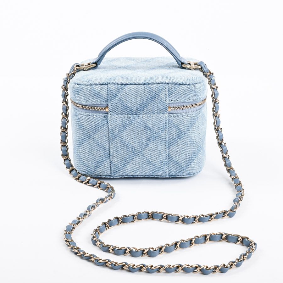 Chanel Shoulder Bag Small Vanitychain — view 3