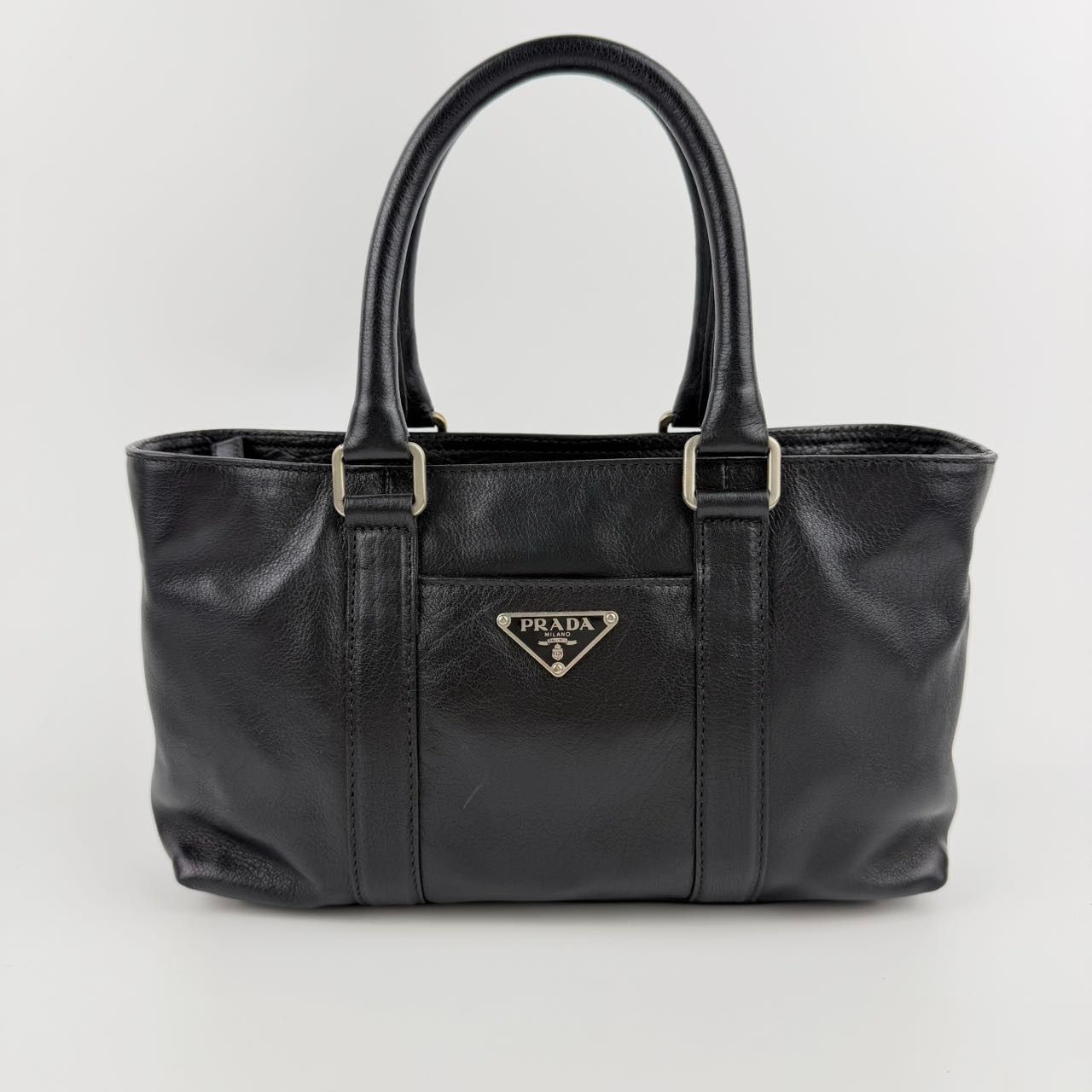 Prada Handbag Black Leather Vintage — view 3