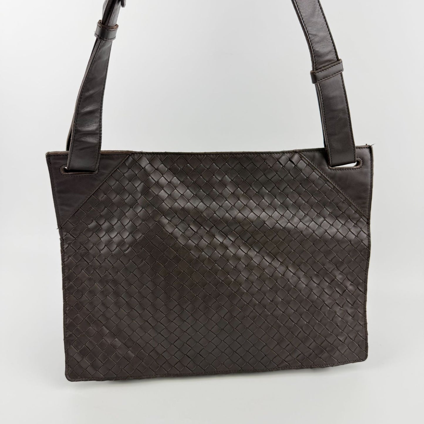 Bottega Veneta Intrecciato Shoulder Bag Crossbody Brown Leather Vintage — view 3