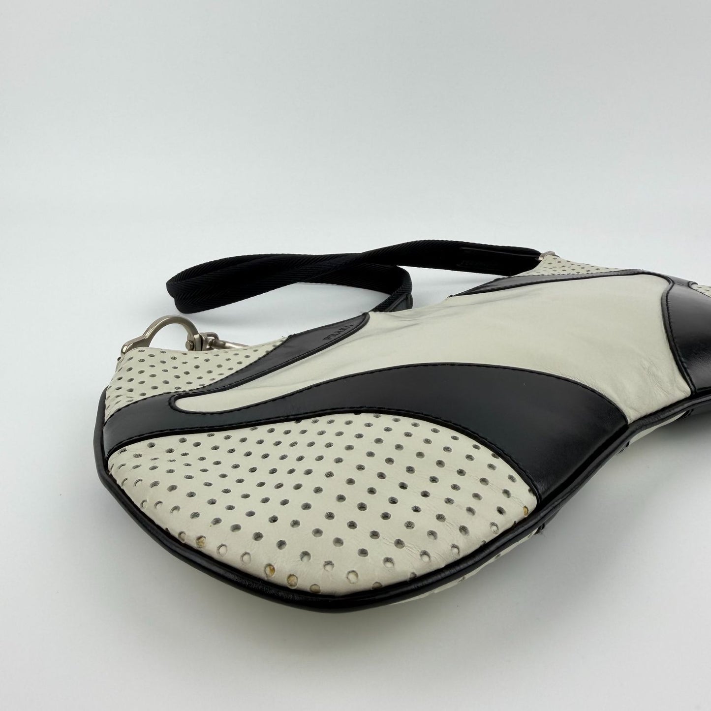 Prada Shoulder Bag Black White Leather Vintage — view 8