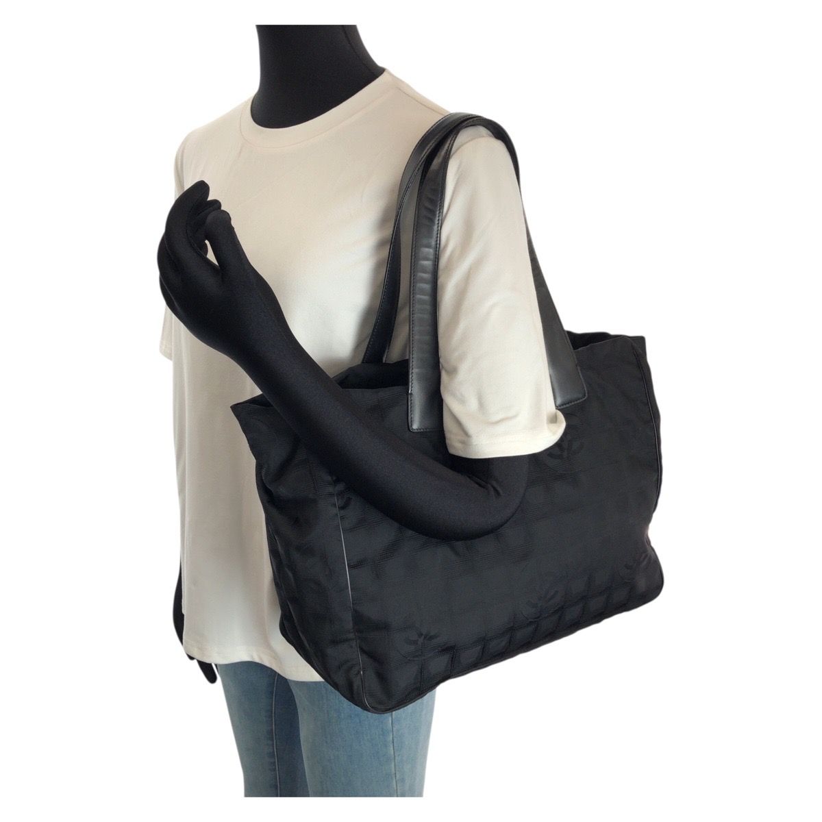 Chanel Vintage New Travel Line MM CC Logo Black Gold Nylon Leather Tote — view 7