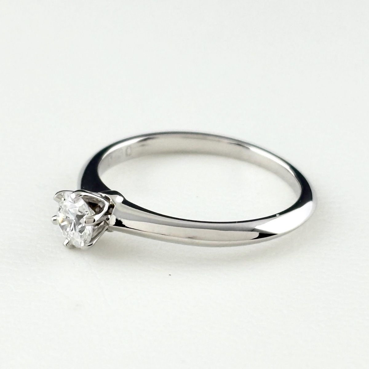 Tiffany & Co Solitaire Ring Platinum Diamond — view 3