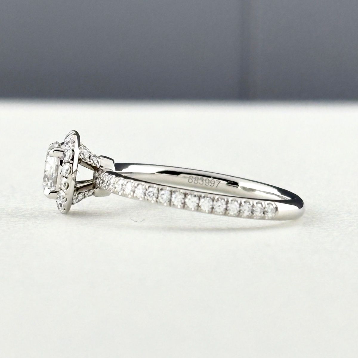Harry Winston Micro Pave Round Cut Diamond Ring Platinum — view 5