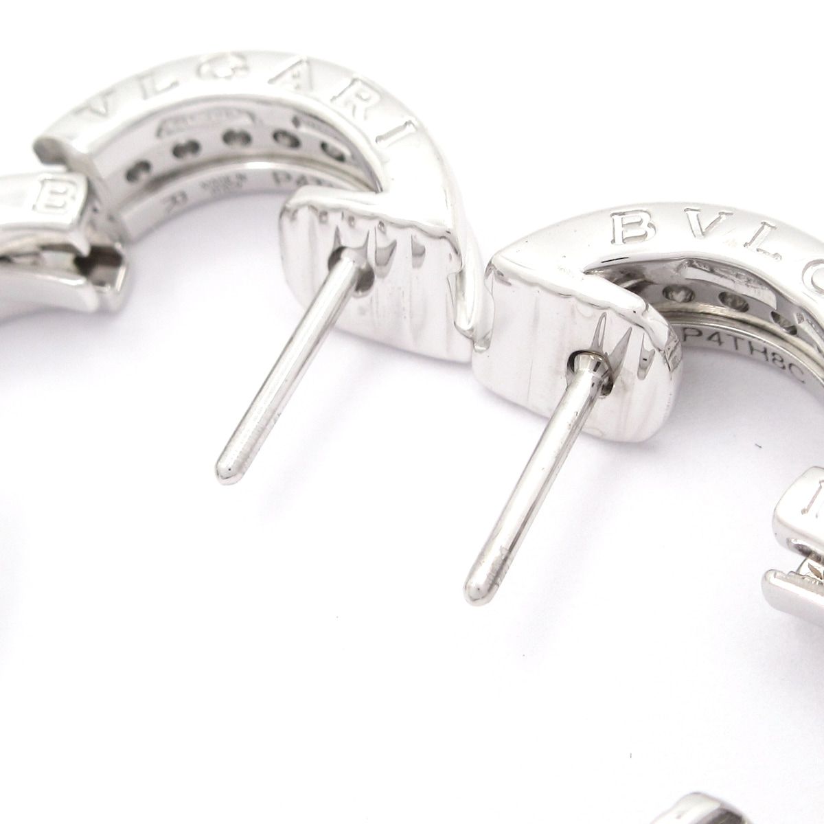 Bvlgari Earrings 18k White Gold Diamond on One Side — view 4