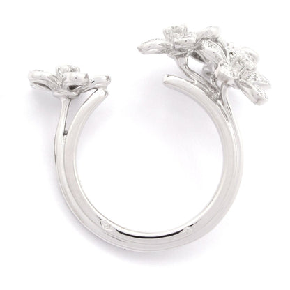 Van Cleef & Arpels Ring 52 Socrates Entre le Door 18k White Gold Diamond — view 4