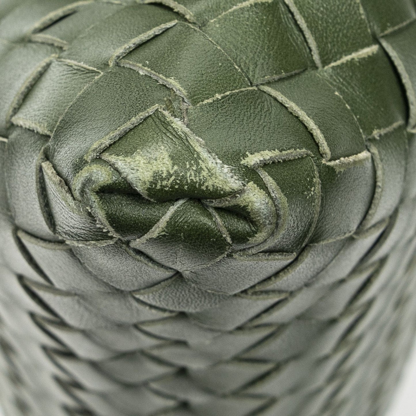 Bottega Veneta Flat Messenger Green Intrecciato Leather — view 7